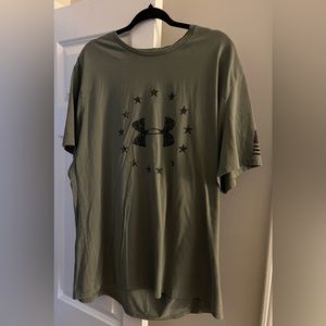 Mens Under Armour Tshirt